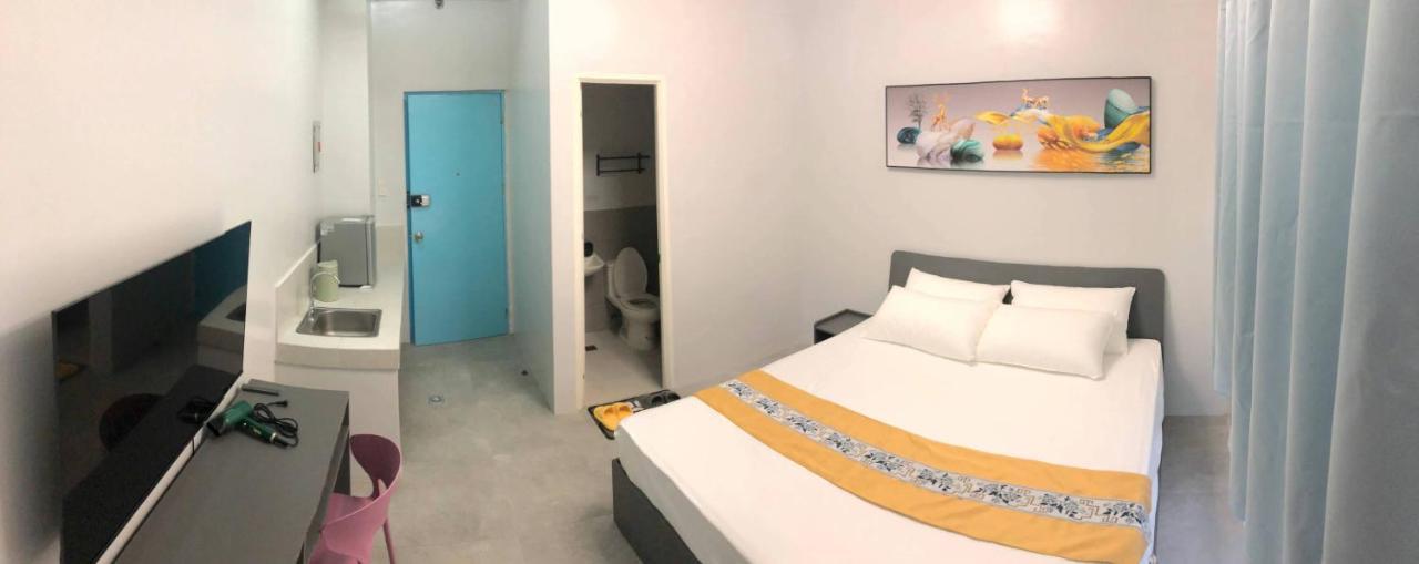 Coco Star Hotel Pasay Bagian luar foto