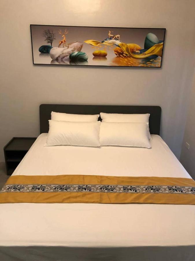 Coco Star Hotel Pasay Bagian luar foto